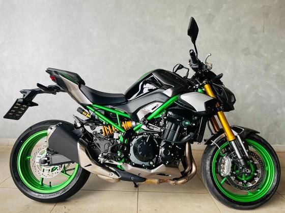 KAWASAKI Z900 R EDITION 